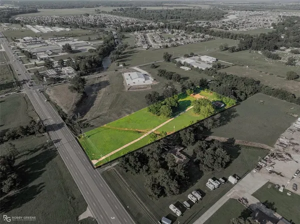 an aerial view of a yard