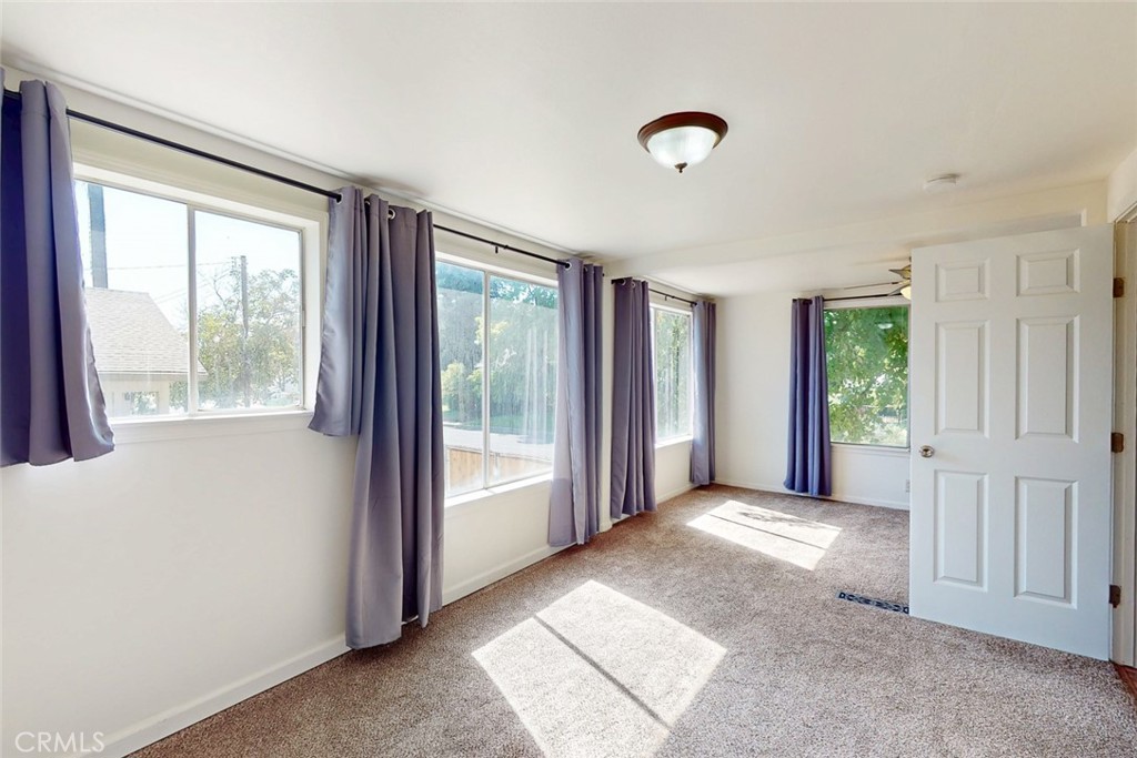 1585 Sycamore Street Gridley, CA 95948 - Photo 18 of 66 a view of a livingroom with a staircase