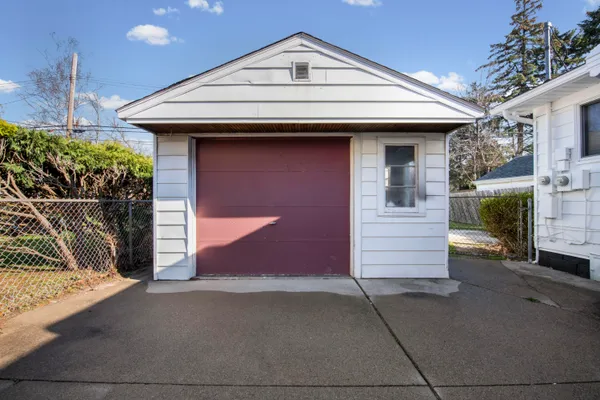 $279,900 | 731 Donald Avenue, Royal Oak, MI 48073