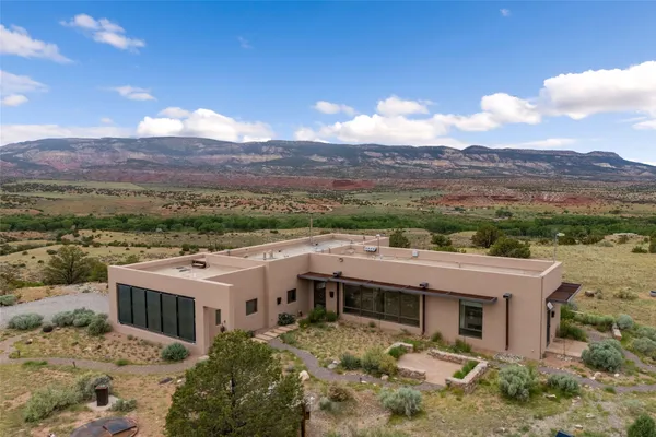 $925,000 | 3631 Highway 96, Youngsville, NM 87064