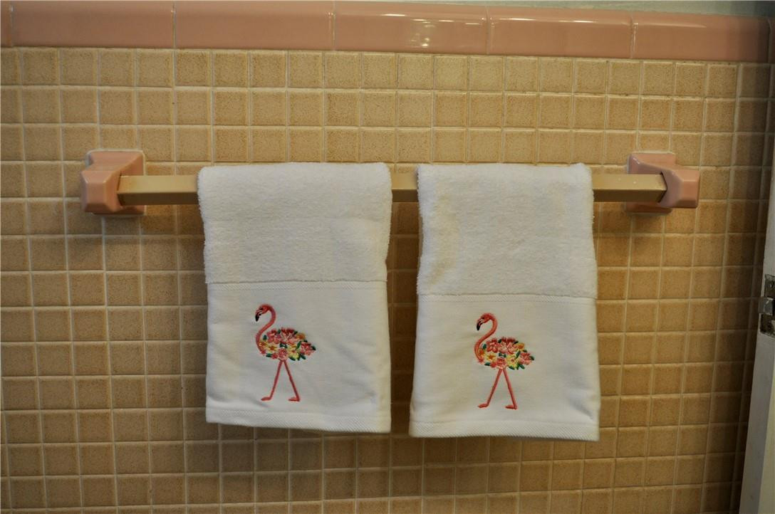 2011 Northeast 31st Court Lighthouse Point, FL 33064 - Photo 31 of 49 Original Pink Tile Bathroom.......