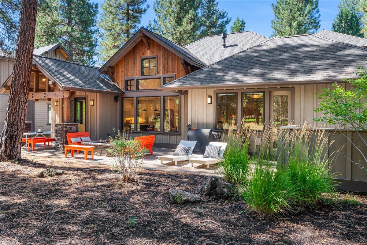 56278 Sable Rock Loop Bend, OR 97707 - Photo 43 of 54 a view of outdoor space yard and porch