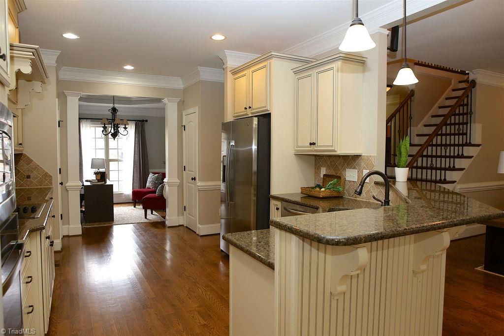 8 Beech Ridge Court Greensboro, NC 27455 - Photo 7 of 25