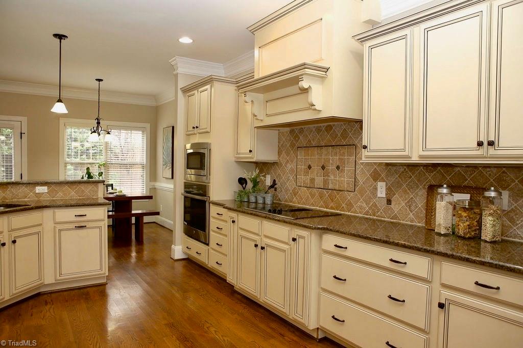 8 Beech Ridge Court Greensboro, NC 27455 - Photo 8 of 25