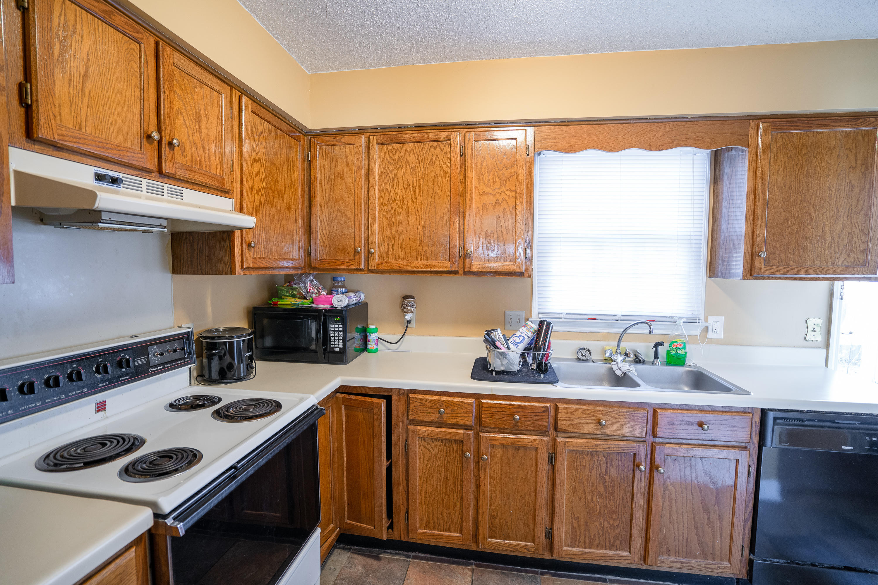 315 McBrien Road, Unit #12 Chattanooga, TN 37411 - Photo 7 of 16 08