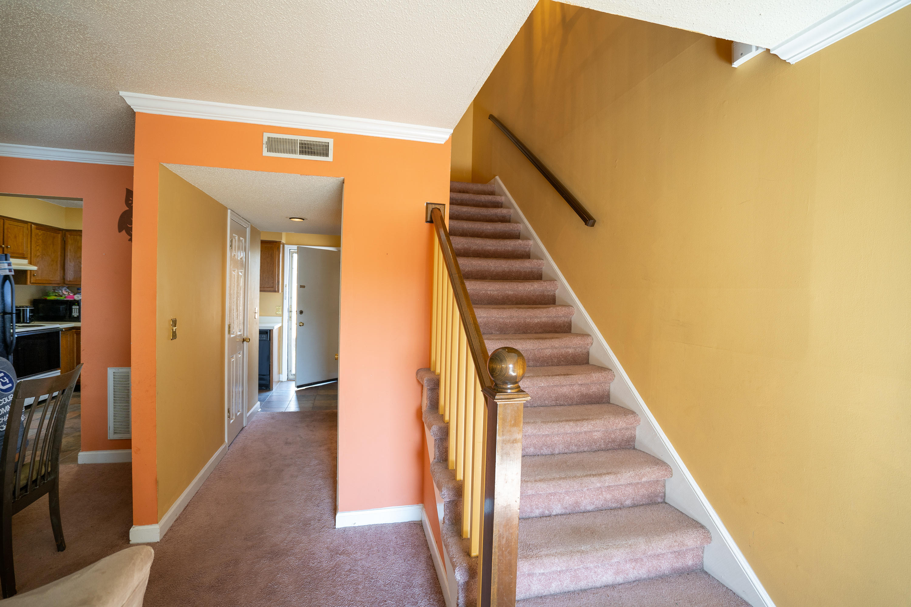 315 McBrien Road, Unit #12 Chattanooga, TN 37411 - Photo 8 of 16 09