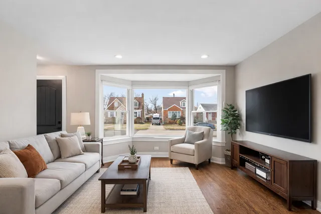 $649,000 | 1807 North 74th Court, Elmwood Park, IL 60707