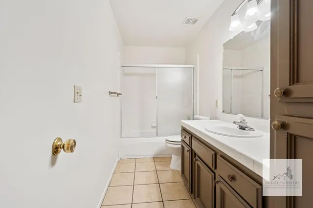 $2,450 | 8840 North Barton Avenue, Fresno, CA 93720