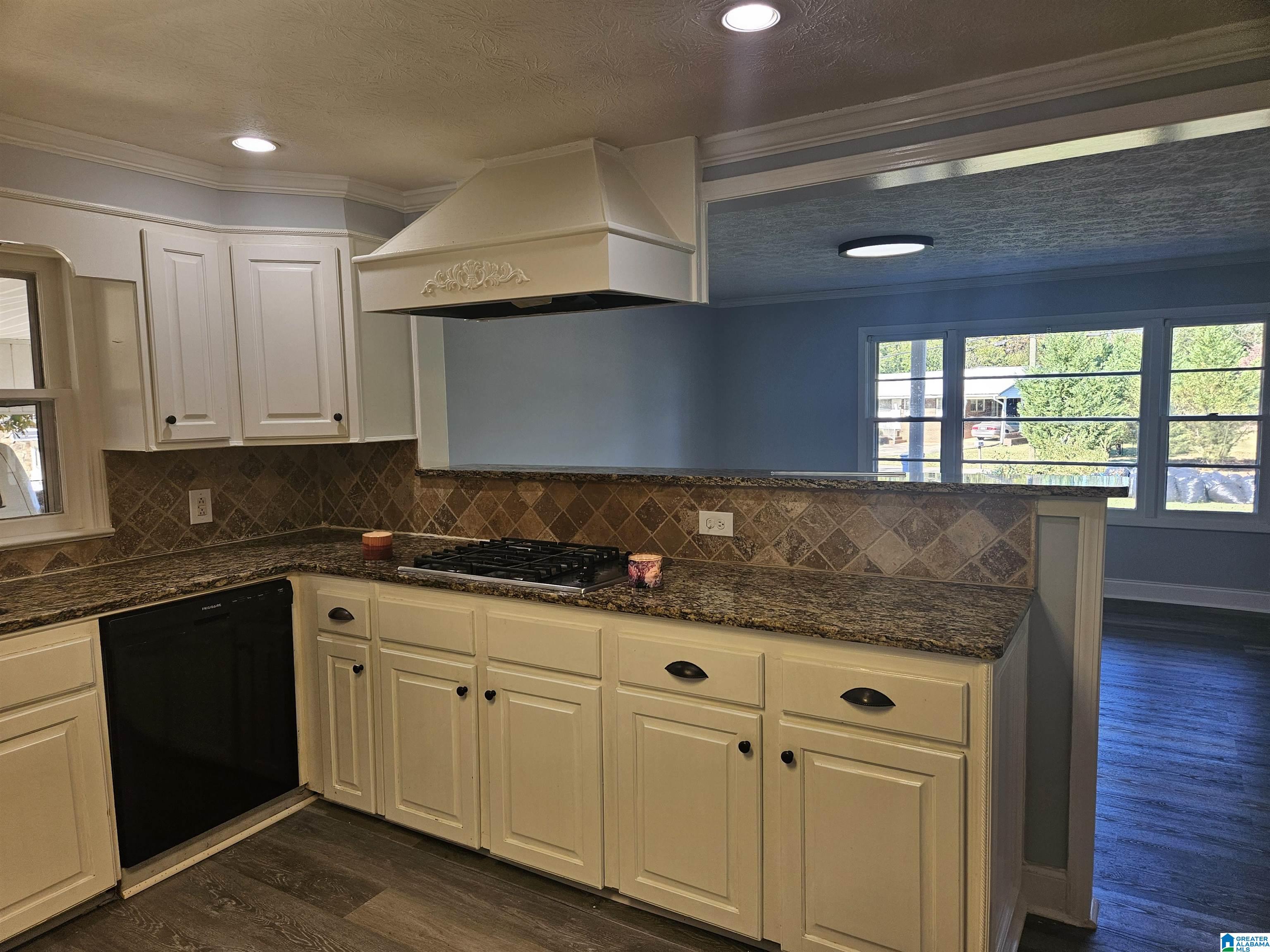 12 Howle Road Oxford, AL 36203 - Photo 6 of 54