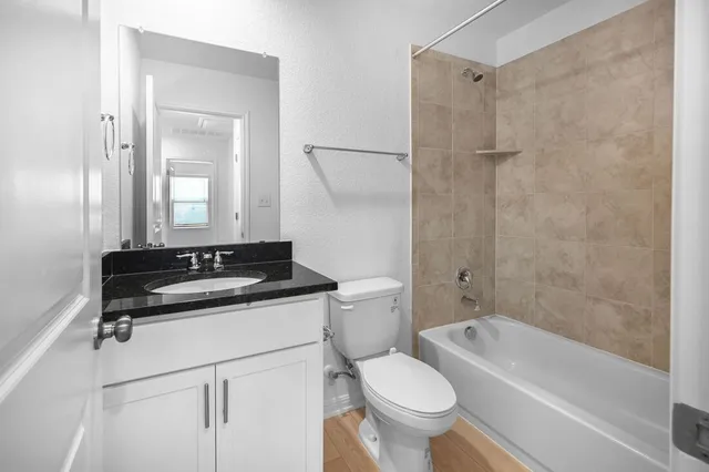 $402,650 | 214 Crumpton Way, Hutto, TX 78634