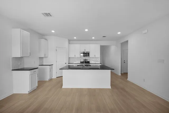 $402,650 | 214 Crumpton Way, Hutto, TX 78634