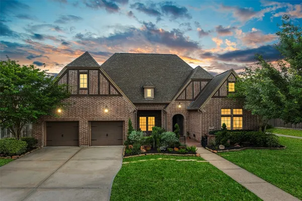 $719,900 | 9802 Luna Springs Lane, Cypress, TX 77433