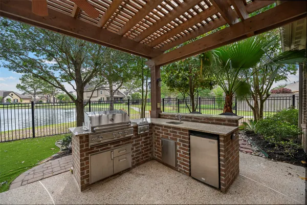 $719,900 | 9802 Luna Springs Lane, Cypress, TX 77433