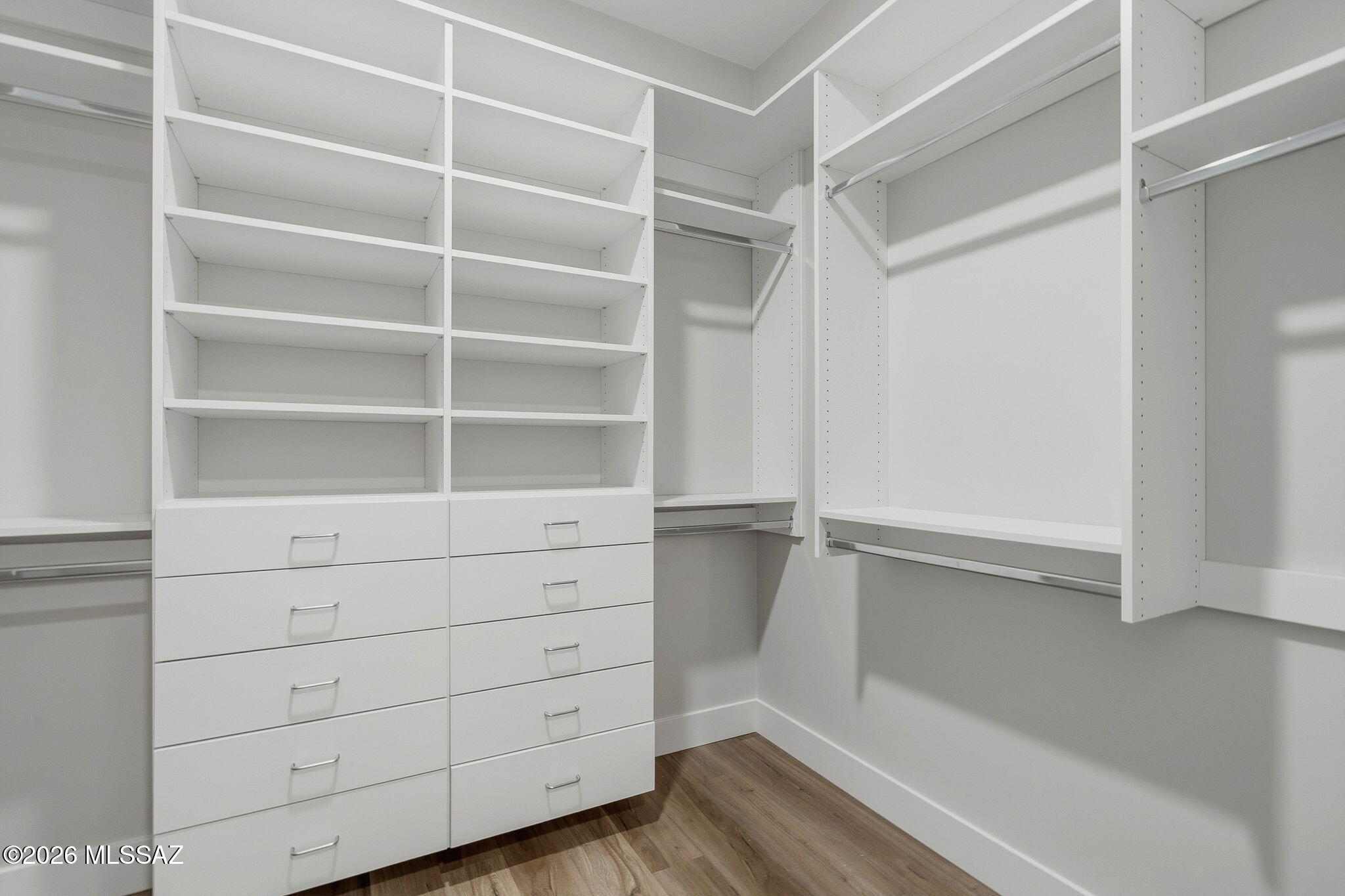 2022 East River Road, Unit 102 Tucson, AZ 85718 - Photo 14 of 21 Primary Walk-In Closet