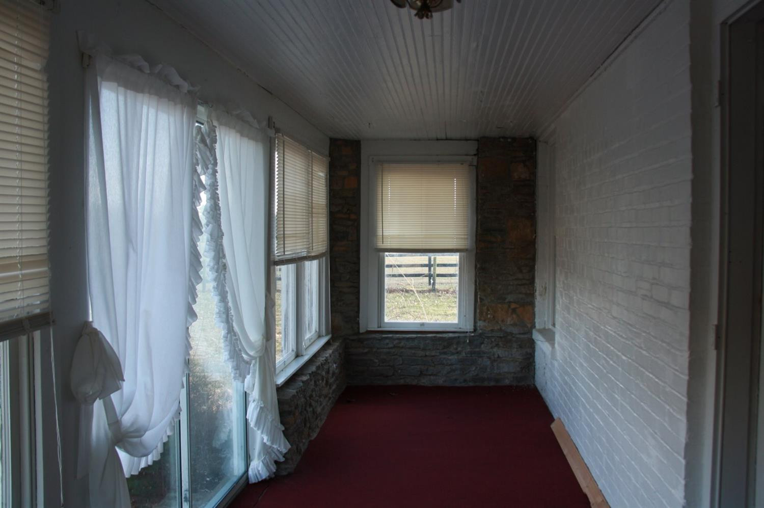 211 Glenn Road Paris, KY 40361 - Photo 16 of 17 Photo 16
