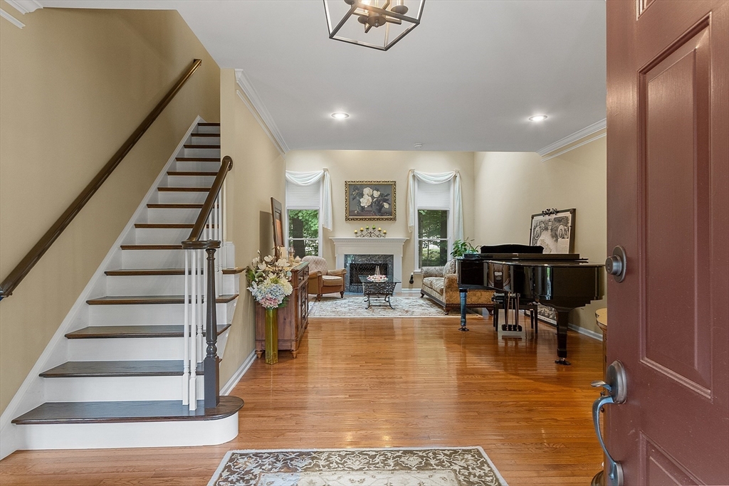 12 Arbella Road, Unit 12 Bedford, MA 01730 - Photo 5 of 37 Gallery Image 5