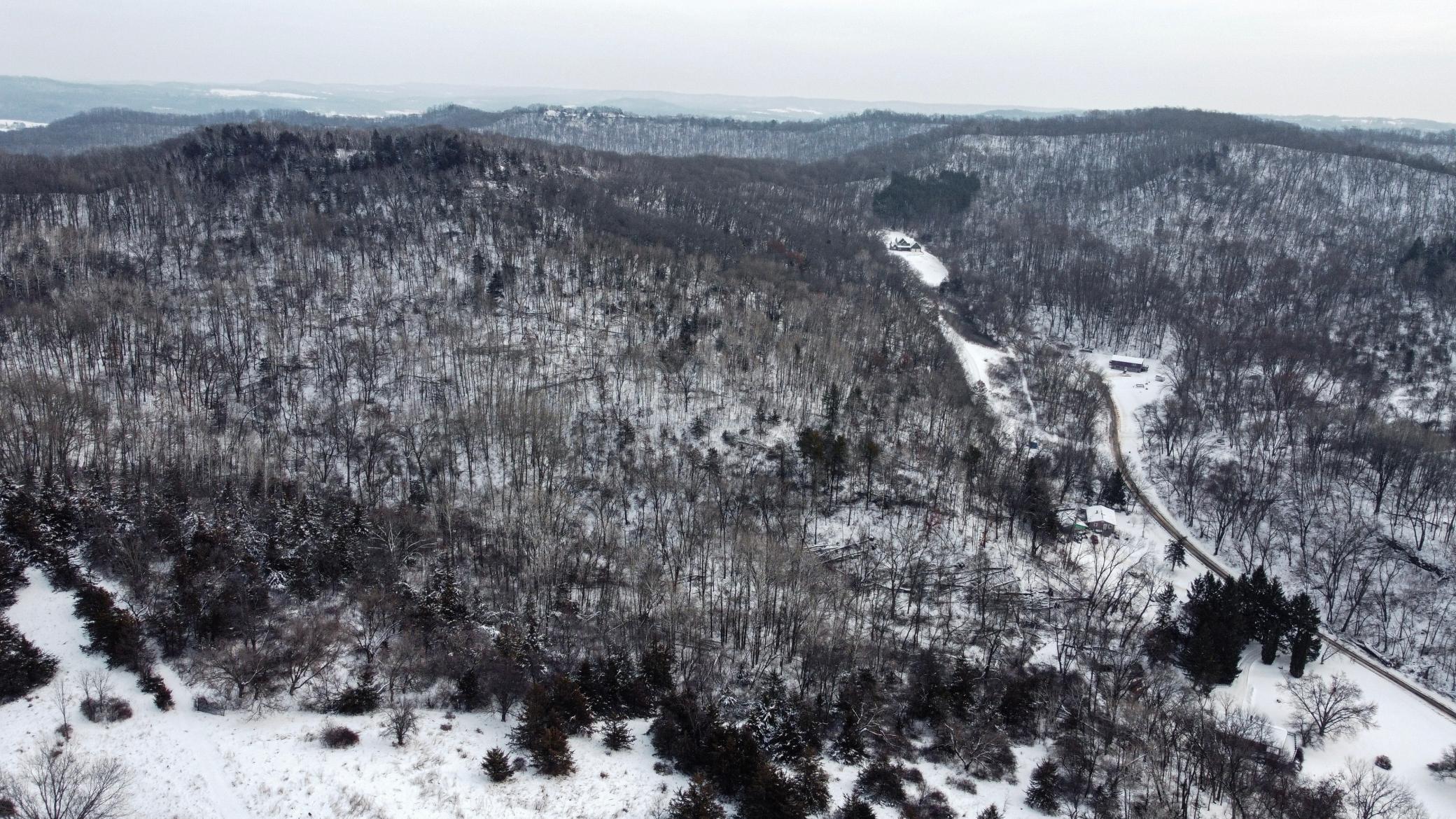 W3740 Evenson Road Mindoro, WI 54644 - Photo 17 of 53