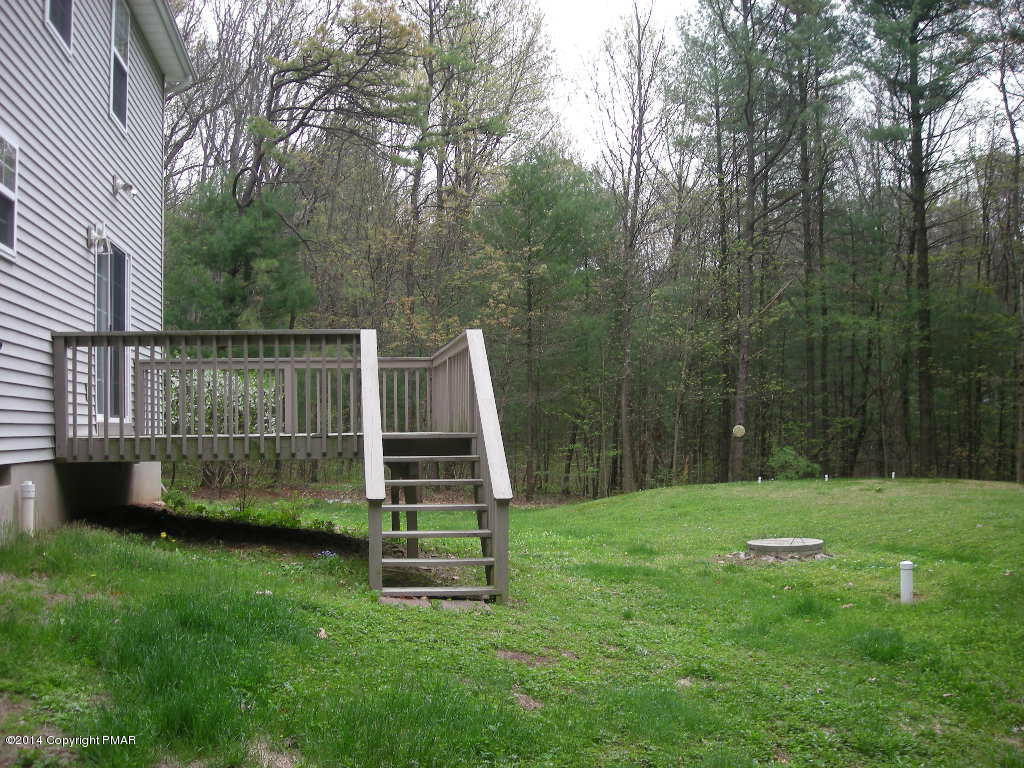 256 Turkey Ridge Kunkletown, PA 18058 - Photo 14 of 15 back yard