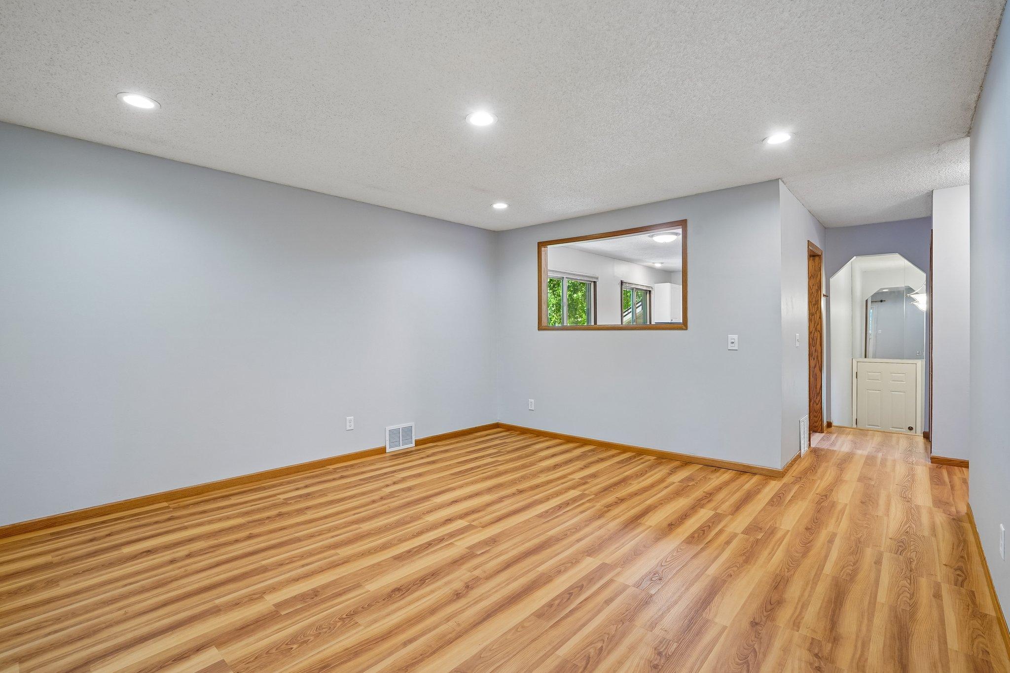 15229 Buchanan Court Eden Prairie, MN 55344 - Photo 5 of 31