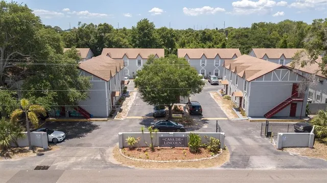 $1,495 | 5706 North Lincoln Avenue, Unit C, Tampa, FL 33614