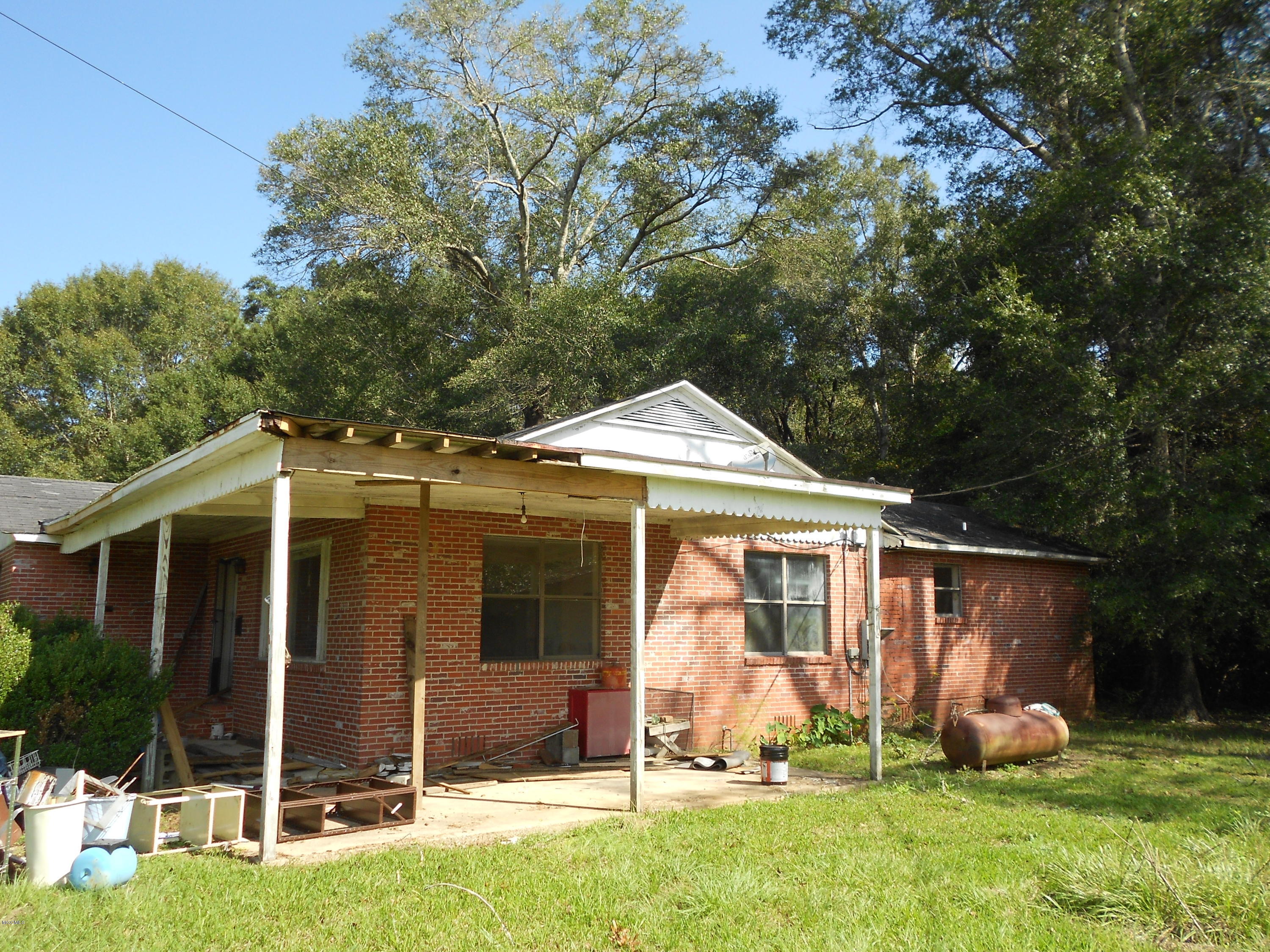 19312 Branch Road Moss Point, MS 39562 - Photo 4 of 5 DSCN9577