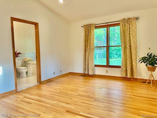 3005 East Commerce Road Commerce Township, MI 48382 - Photo 19 of 39 Gallery Image 19