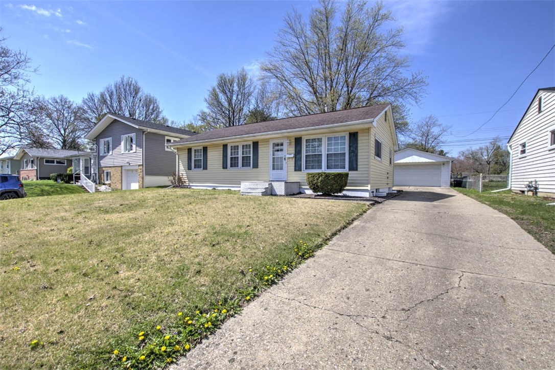 139 Wisconsin Drive Decatur, IL 62526 - Photo 8 of 29 Gallery Image 8