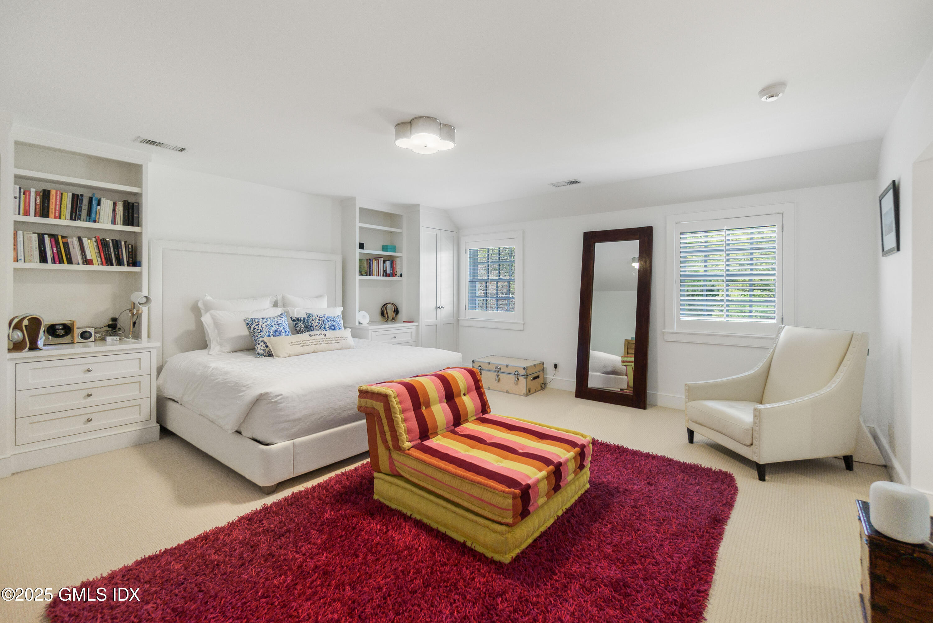 59 Hillside Road Greenwich, CT 06830 - Photo 17 of 35 Primary Bedroom