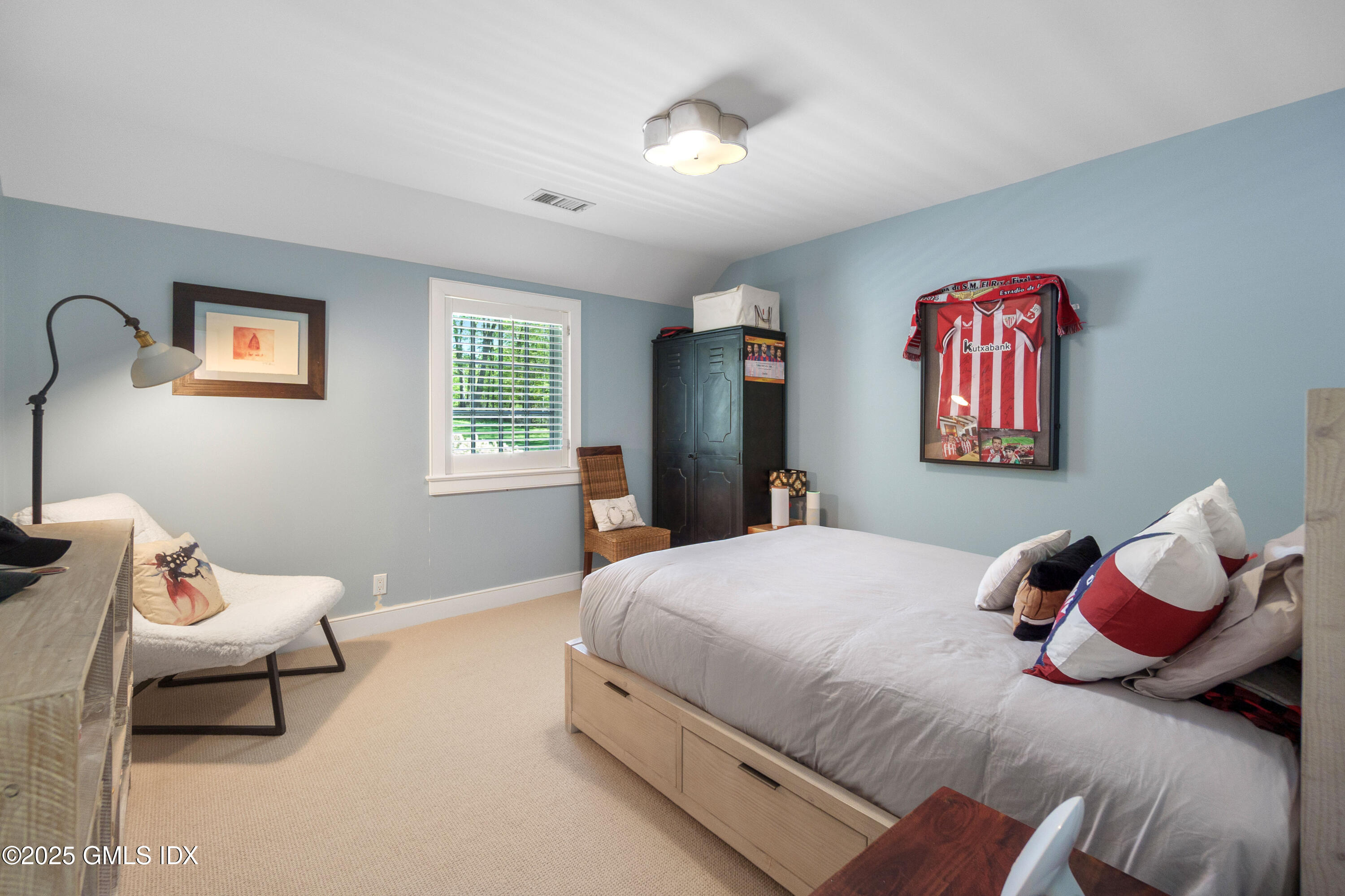 59 Hillside Road Greenwich, CT 06830 - Photo 22 of 35 Bedroom