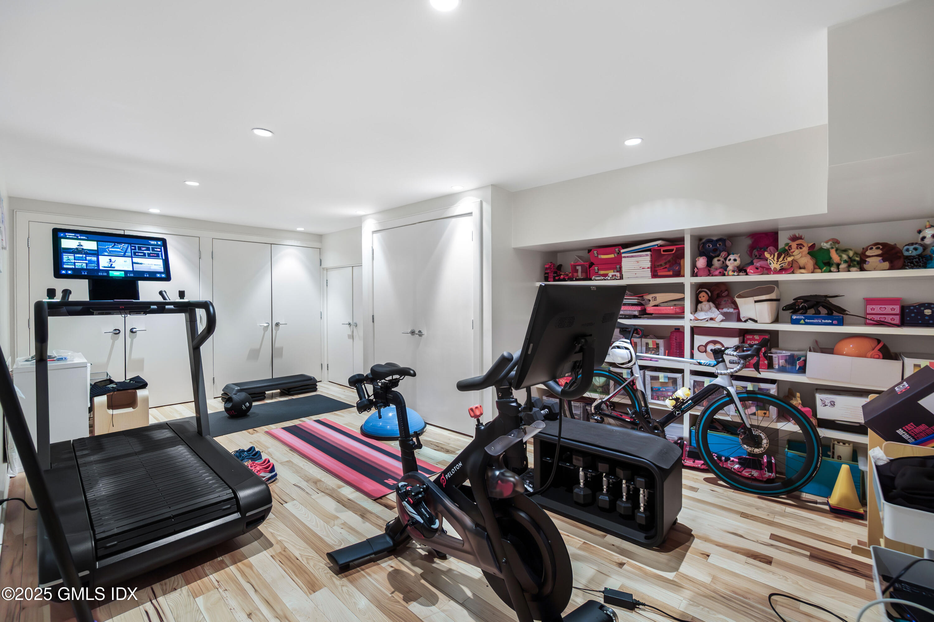 59 Hillside Road Greenwich, CT 06830 - Photo 27 of 35 Gym