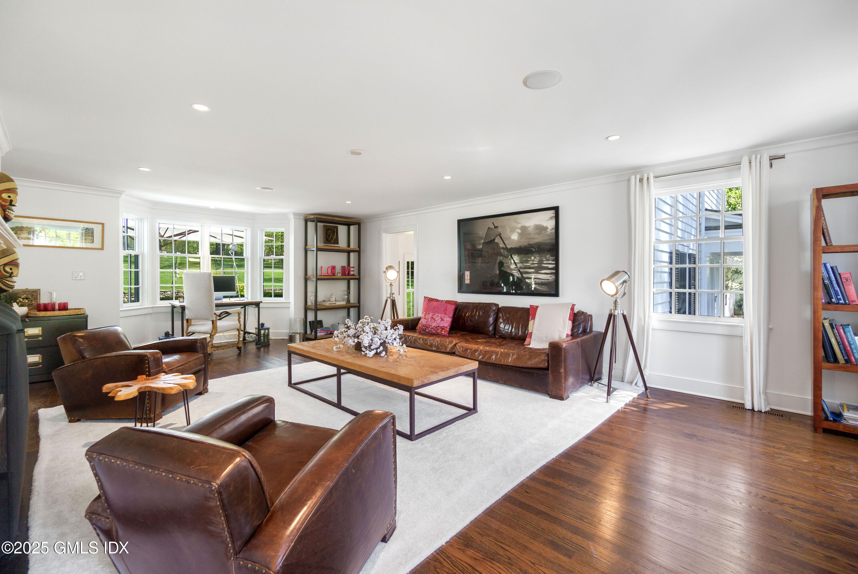 59 Hillside Road Greenwich, CT 06830 - Photo 8 of 35 Living Room