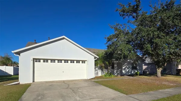 $2,000 | 5413 Harmony Lane, Kissimmee, FL 34758