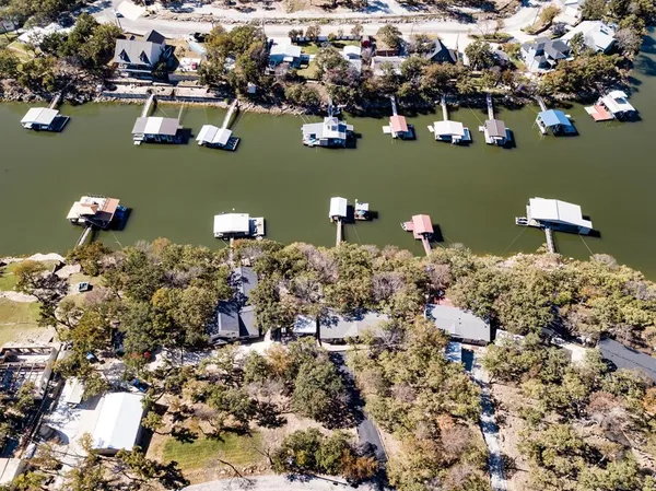 $600,000 | 373 County Road 1742, Chico, TX 76431