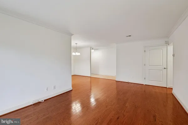 $285,000 | 300 Hilltop Lane, Unit 300B, Annapolis, MD 21403