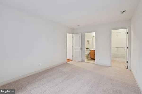 $285,000 | 300 Hilltop Lane, Unit 300B, Annapolis, MD 21403