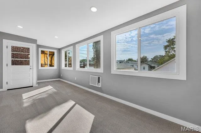 $293,500 | 6036 Arsenal Street, St. Louis, MO 63139