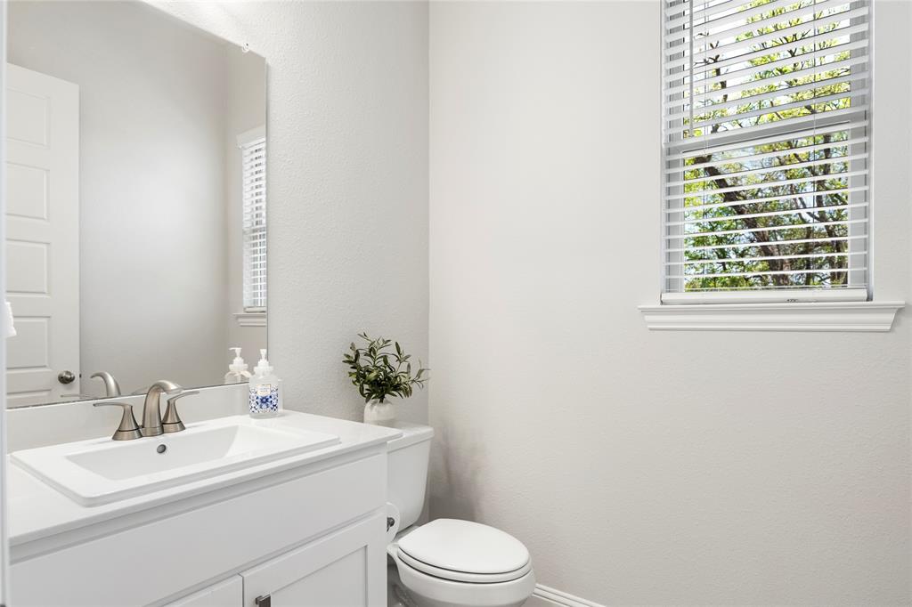 1420 Bear Path Way Gunter, TX 75058 - Photo 17 of 40