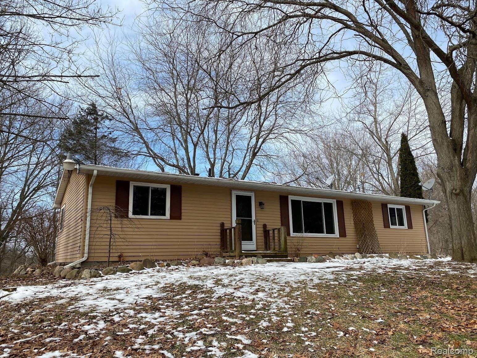 6135 Byron Road Howell, MI 48855 - Photo 1 of 16 6135 Byron Rd.jpg
