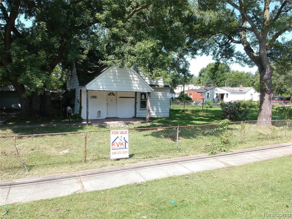 25601 Peter Kaltz Road Warren, MI 48091 - Photo 9 of 19