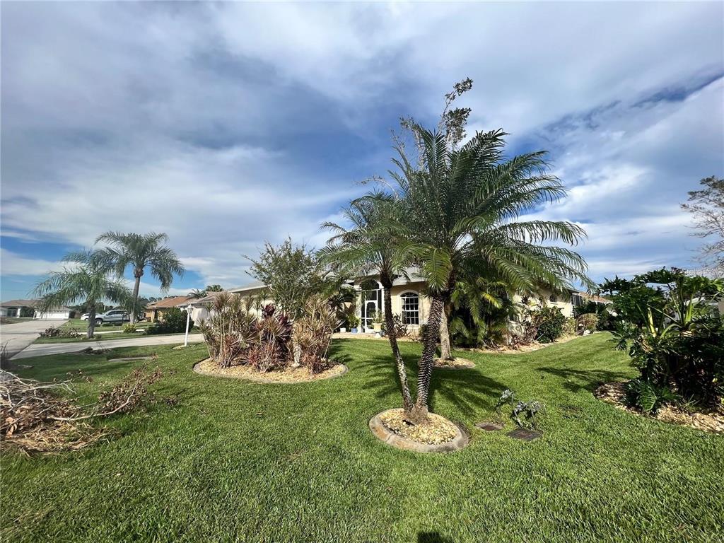 5831 Cleveland Road Venice, FL 34293 - Photo 5 of 20
