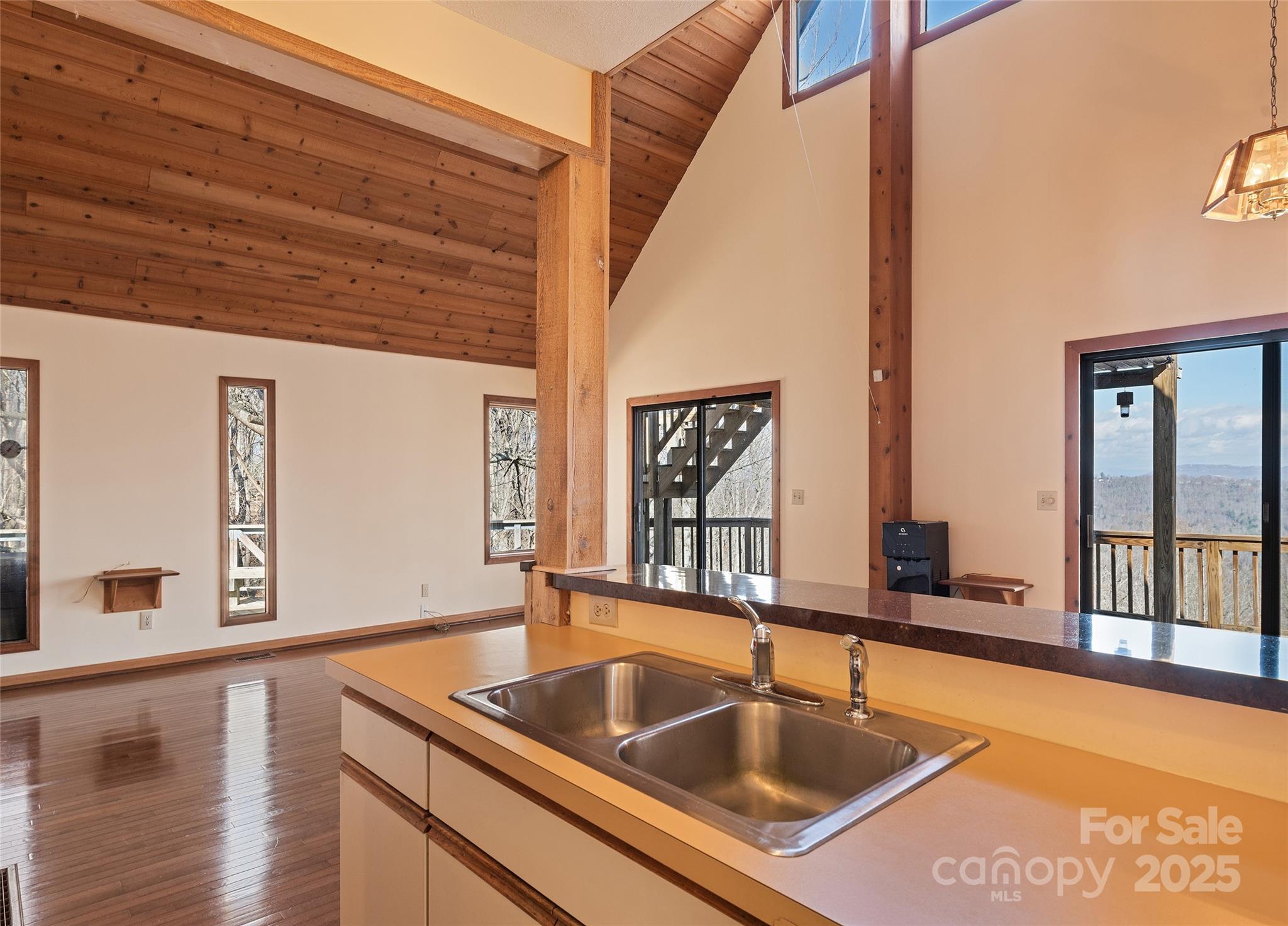 1350 Davis Mountain Road Hendersonville, NC 28739 - Photo 19 of 47