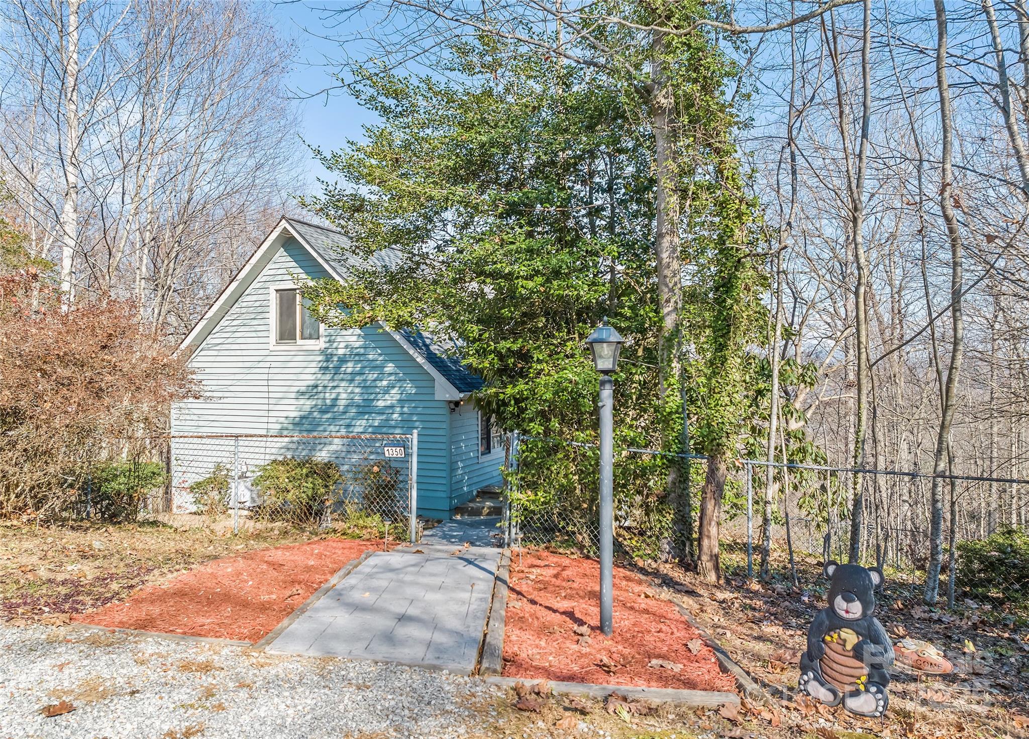 1350 Davis Mountain Road Hendersonville, NC 28739 - Photo 5 of 47