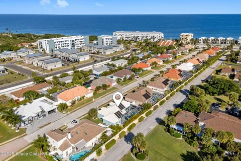 a picture of a bathroom