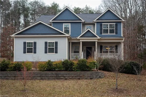 $569,975 | 5409 Torwood Drive, Summerfield, NC 27358