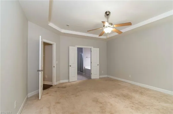 $569,975 | 5409 Torwood Drive, Summerfield, NC 27358
