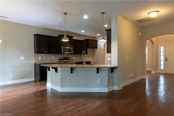 $569,975 | 5409 Torwood Drive, Summerfield, NC 27358