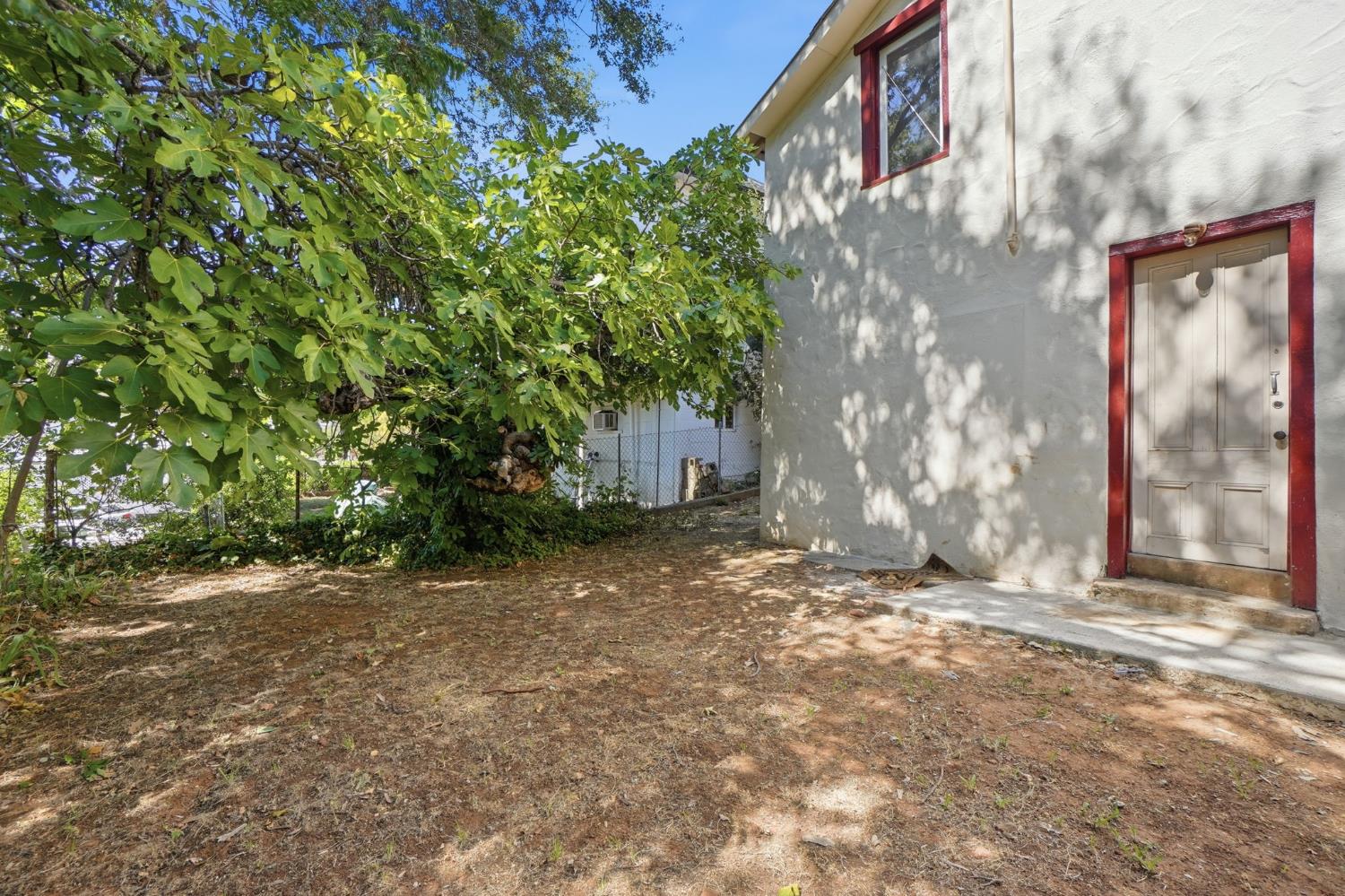 340 South Shepherd Street Sonora, CA 95370 - Photo 28 of 34