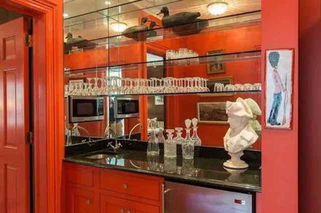 $125,000 | Undisclosed Address, Southampton, NY 11968