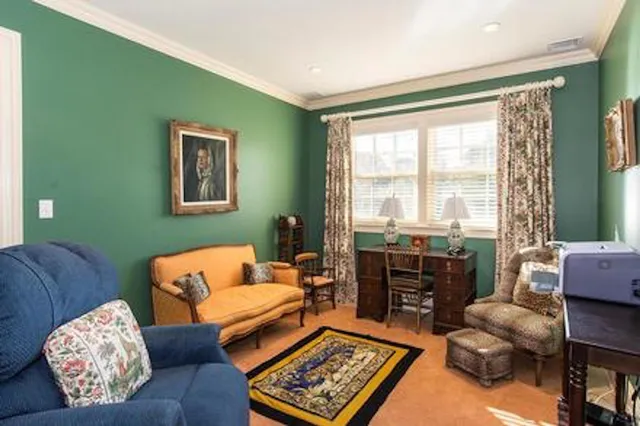 $125,000 | Undisclosed Address, Southampton, NY 11968