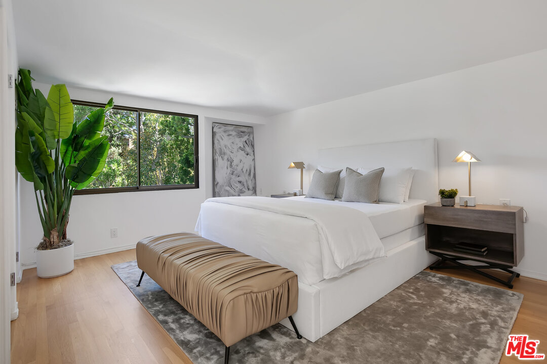 620 Adelaide Drive Santa Monica, CA 90402 - Photo 27 of 33